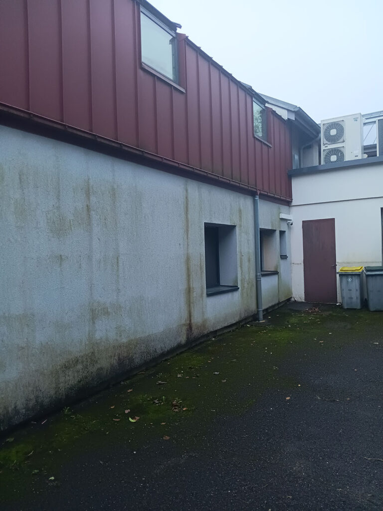 Evole Energies : nettoyage station-service de Baume-les-Dames