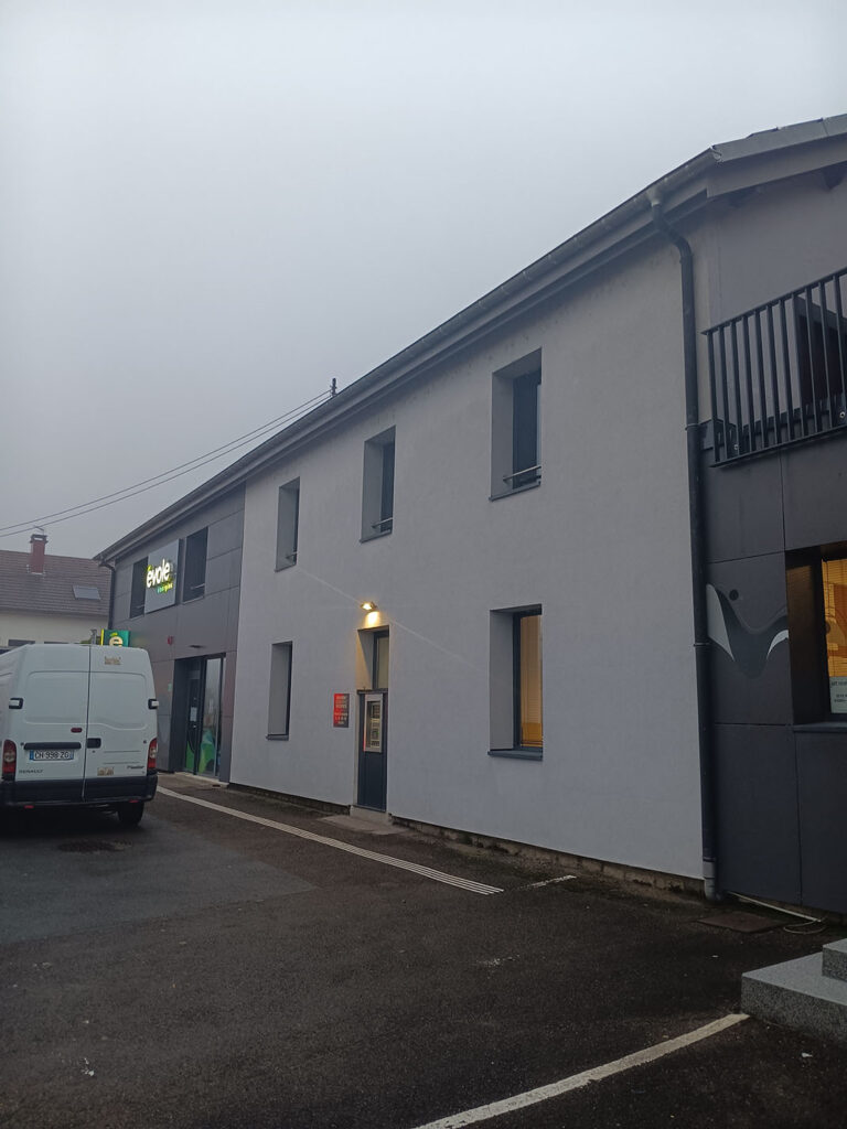 Evole Energies : nettoyage station-service de Baume-les-Dames