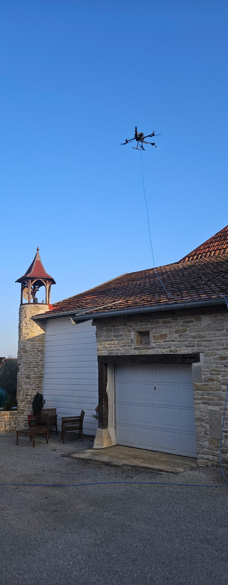 NETTOYAGE FACADES ET TOITURES DRONE